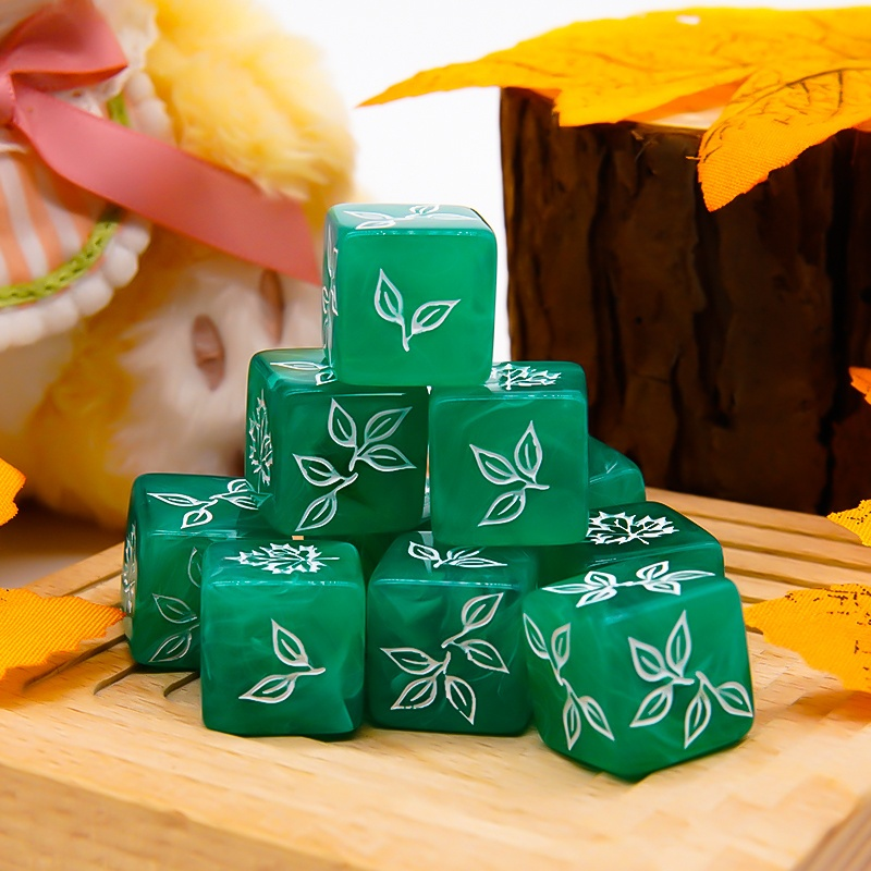 10PCS Unique Maple Leaf Dice S - مراجعة Board Game Unmatched وسعره